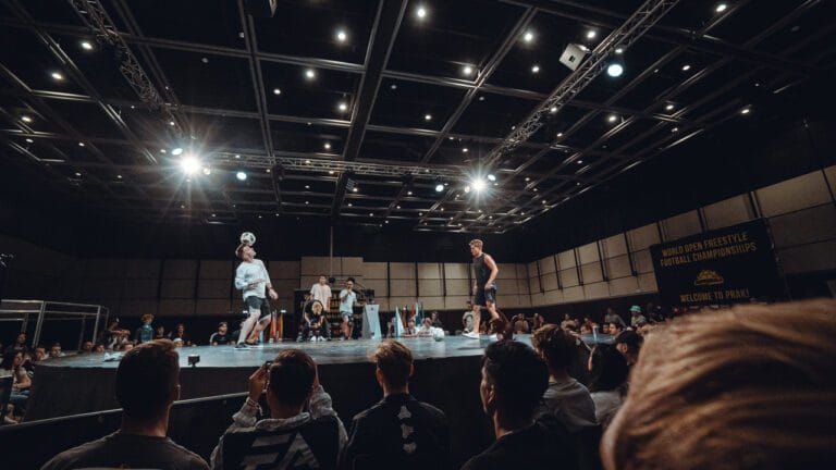 zawody trików piłkarskich