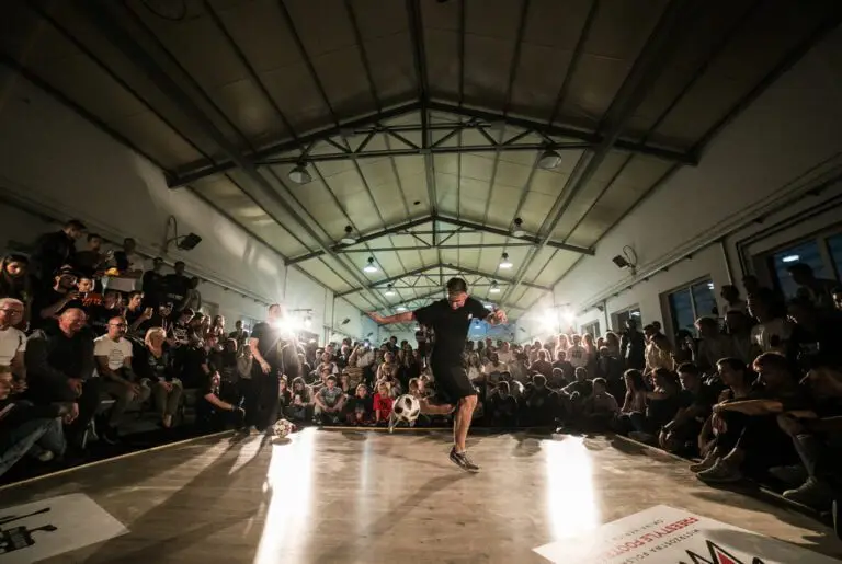 pokazy freestyle football
