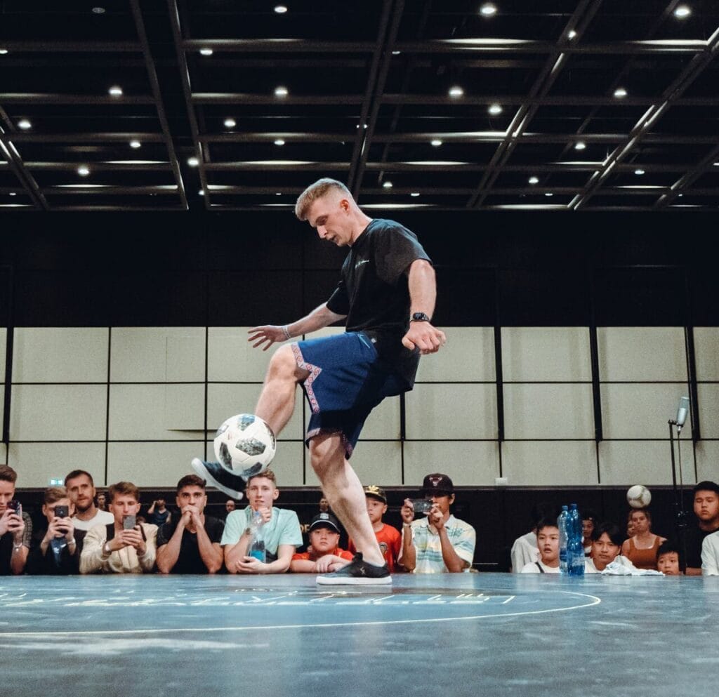 pokaz sztuczek piłkarskich